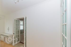 Image 32 - 876190