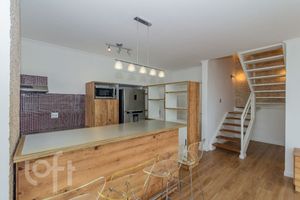 Image 3 - 876190