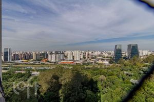 Image 22 - 876190