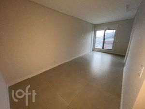 Image 8 - 876196