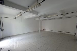 Image 17 - 876197