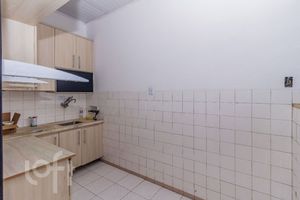 Image 14 - 876197