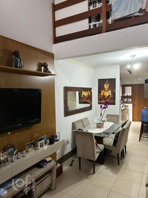 Image 7 - 876199