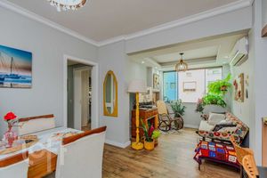 Image 35 - 876204