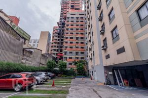 Image 37 - 876206
