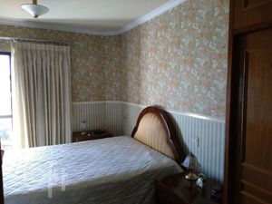 Image 15 - 876210