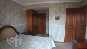 Image 13 - 876210