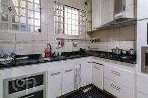 Image 9 - 876212