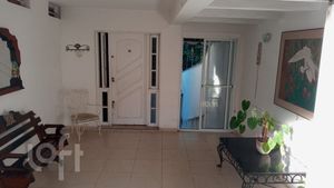 Image 15 - 876217