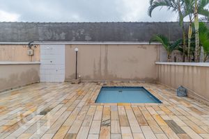 Image 29 - 876219