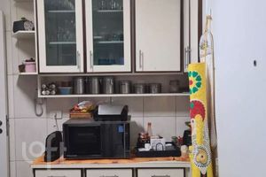 Image 8 - 876222