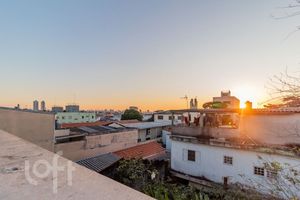 Image 38 - 876228