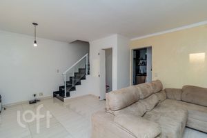 Image 42 - 876228