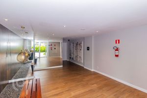 Image 30 - 876230