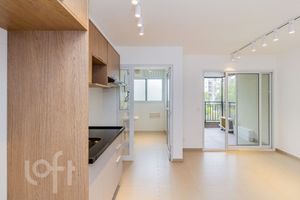 Image 26 - 876230