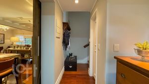 Image 7 - 876250