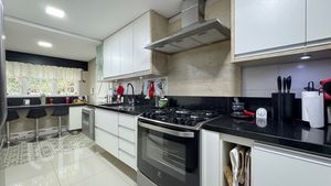 Image 6 - 876250