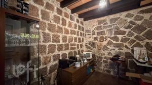 Image 10 - 876250
