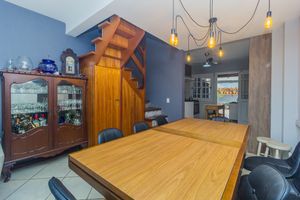 Image 7 - 876258