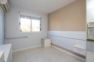 Image 9 - 876287