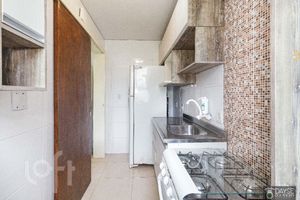 Image 7 - 876307