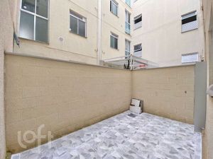 Image 11 - 876310