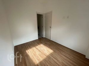Image 7 - 876316