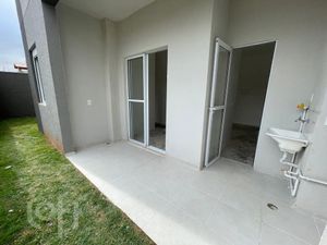 Image 4 - 876316