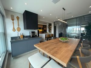 Image 4 - 876327