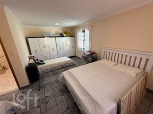 Image 3 - 876328