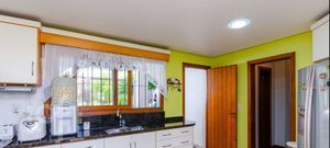 Image 4 - 876331