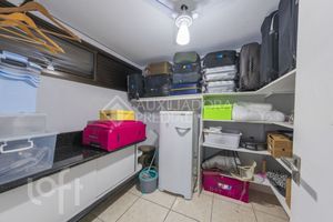Image 47 - 876342