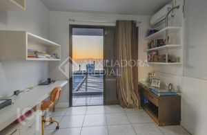 Image 38 - 876342