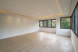 Image 3 - 876347