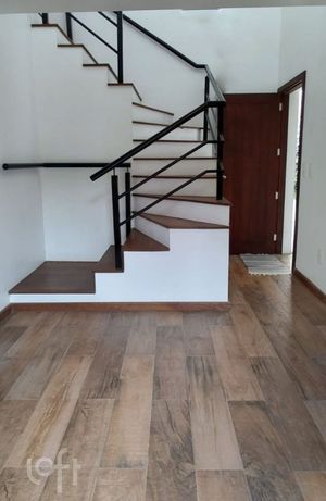 Image 7 - 876349