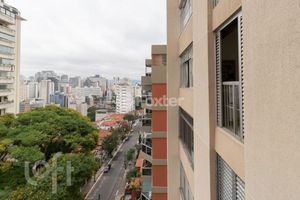 Image 8 - 876351
