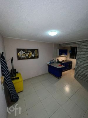 Image 17 - 876353