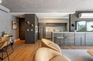 Image 9 - 876356