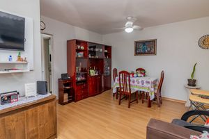 Image 3 - 876360