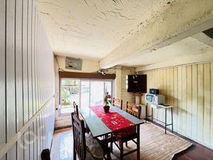 Image 8 - 876361
