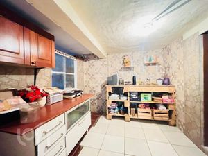 Image 15 - 876361