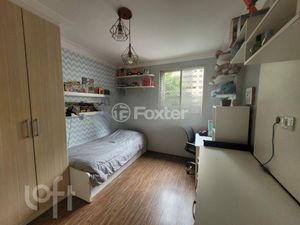 Image 9 - 876363