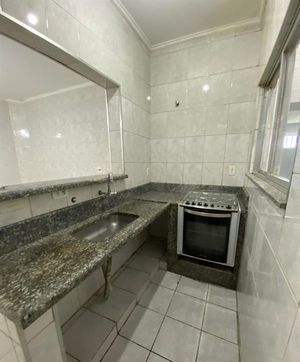 Image 8 - 876365