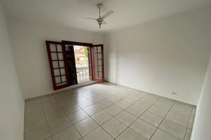 Image 17 - 876365