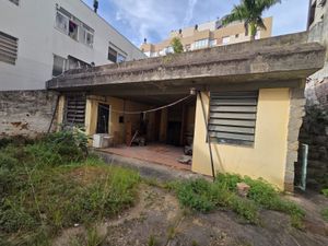 Image 4 - 876370