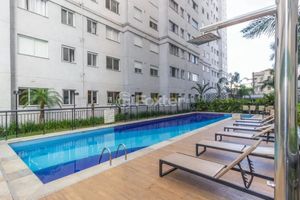 Image 8 - 876372