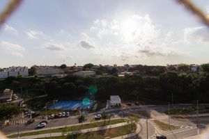 Image 17 - 876376