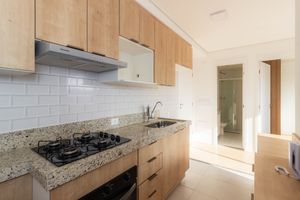 Image 18 - 876376