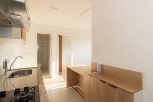 Image 19 - 876376