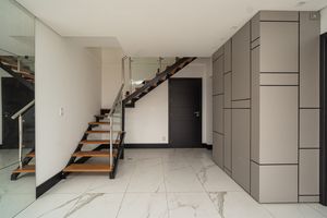 Image 1 - 876382